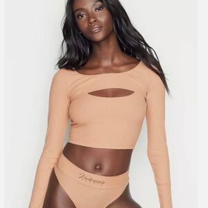 Victoria's Secret Womens Ribbed Long-Sleeved Crop Top Small Cafe Creme